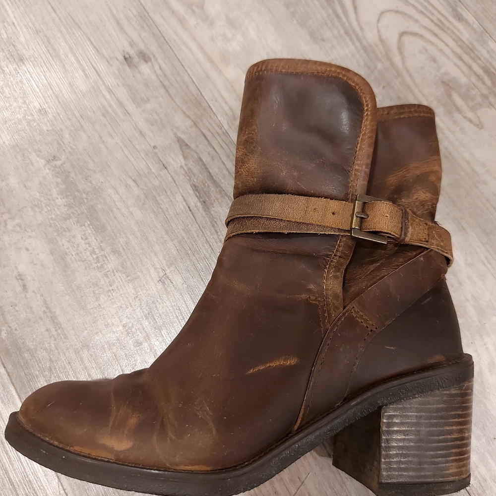 L'Intervalle Faux Fur Lined Leather Boots